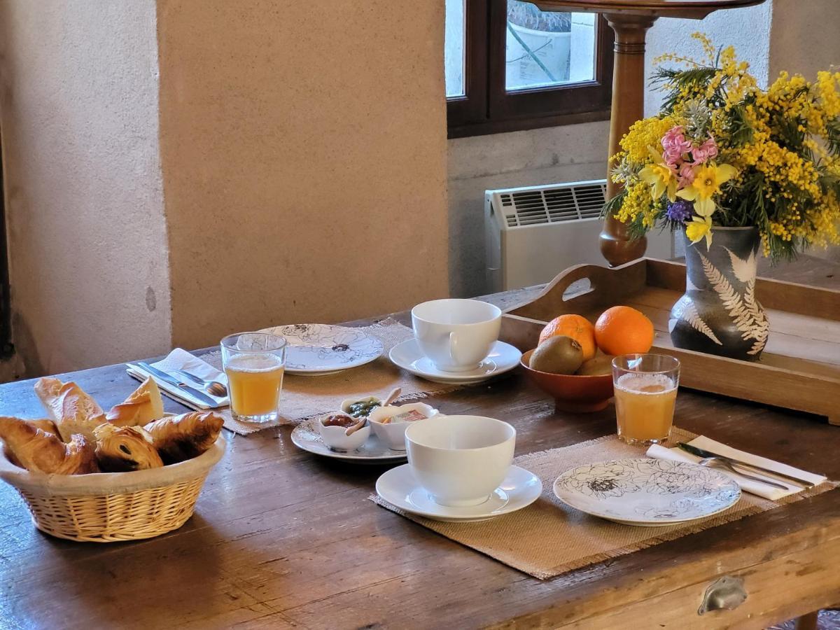 Bed and Breakfast La Cressonniere Parthenay Exterior foto