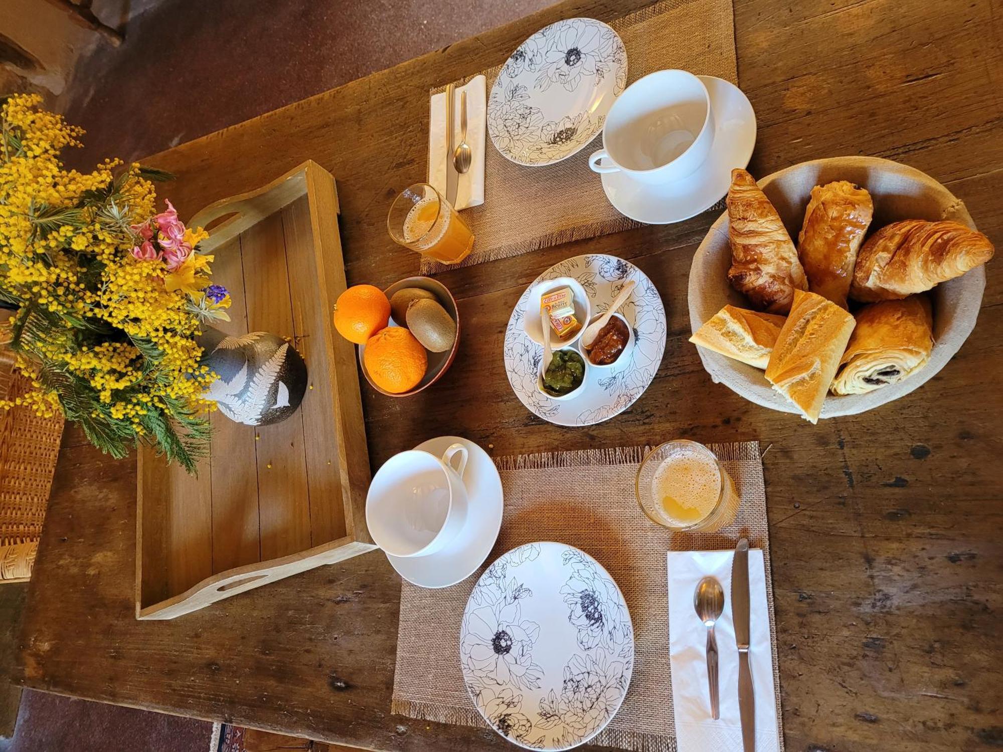 Bed and Breakfast La Cressonniere Parthenay Exterior foto