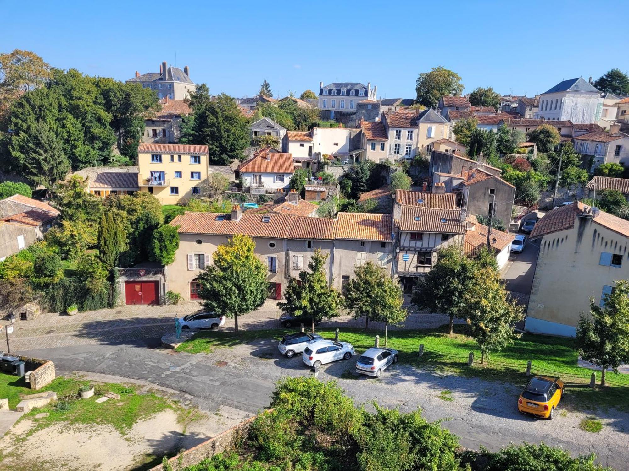 Bed and Breakfast La Cressonniere Parthenay Exterior foto